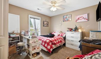 3726 Countryaire Dr, Ayden, NC 28513