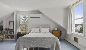 38 Union St, Belfast, ME 04915