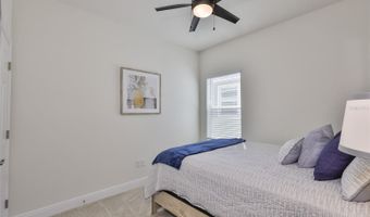 5566 SILVER SUN Dr, Apollo Beach, FL 33572