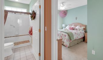 36 Newport St, Barnegat, NJ 08005