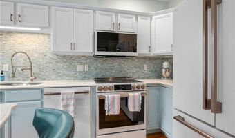 130 Bear Hill Rd 302, Cumberland, RI 02864
