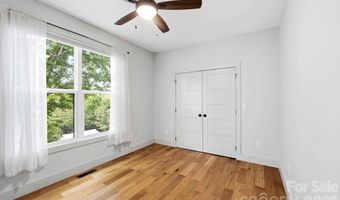31 Lilac St, Asheville, NC 28806