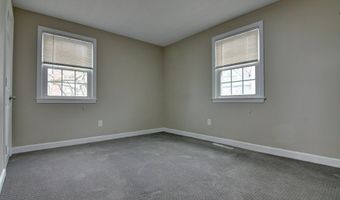 30 Trull St 2, Boston, MA 02125