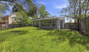 1831 S ONEIDA St, Appleton, WI 54915