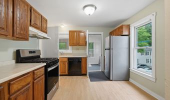 17 Lake Ave, Danbury, CT 06810