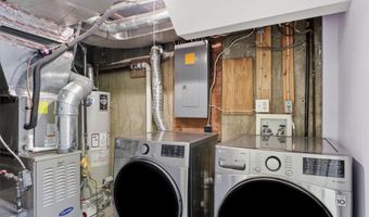 2238 ARLINGTON Ter, Alexandria, VA 22303