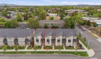 2524 NE Purcell Blvd, Bend, OR 97701