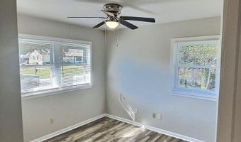 317 Hunter Dr, Ocean Springs, MS 39564