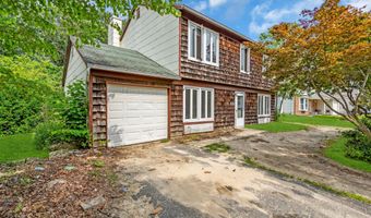 33 Windward Dr, Barnegat, NJ 08005