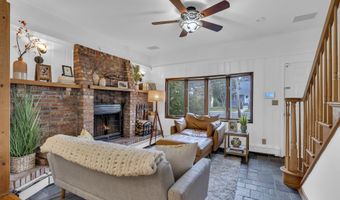 854 Main St, Belford, NJ 07718