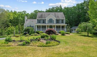 60 Lady Slipper Ln, Chester, NH 03036