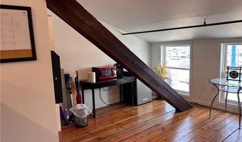 3 Division St 2A, Warwick, RI 02818