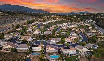 1945 Boulders Ln, Alpine, CA 91901