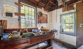 36 Cooper Ln, Coventry, CT 06238