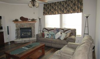 1401 W Bowman Dr, Artesia, NM 88210