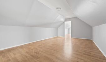 127 W 51ST St, Bayonne, NJ 07002