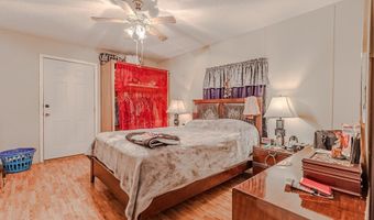 2889 67th Ct, Bell, FL 32619