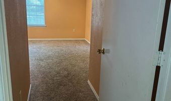 305 NW 3rd St, Antlers, OK 74523