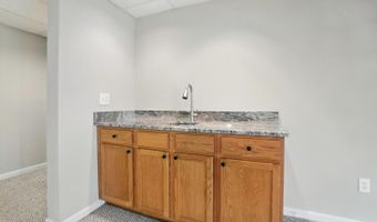 621 Covedale Ave, Delhi, OH 45238