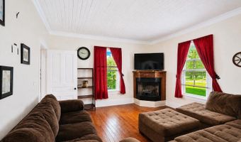 112 N College St, Atkinson, NC 28421