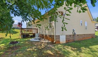 214 Cool Water Ct, Boiling Springs, SC 29316