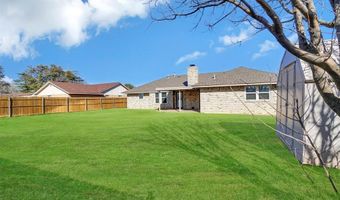 605 Cambridge Dr, Altus, OK 73521