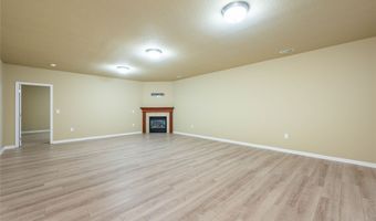 1132 15th Ave SE, Altoona, IA 50009