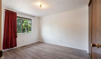 6025 SW CHERRYHILL Dr, Beaverton, OR 97008