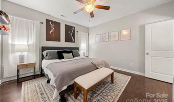 2717 Arnold Dr, Charlotte, NC 28205