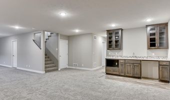 9720 S 103 St, Papillion, NE 68046