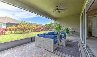 7401 PARADISO Dr, Apollo Beach, FL 33572