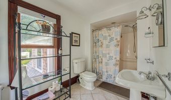 896 Sandwich Rd, Bourne, MA 02561