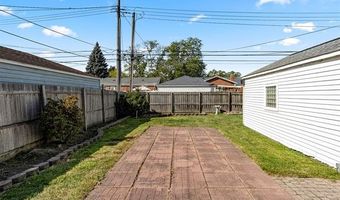 9892 Hubert Ave, Allen Park, MI 48101