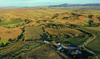 206 Lower Red Water Creek Rd, Beulah, WY 82712