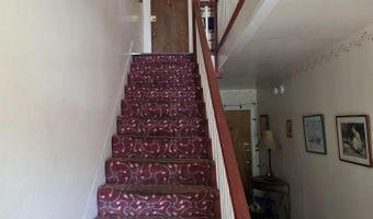16 School St, Brattleboro, VT 05301