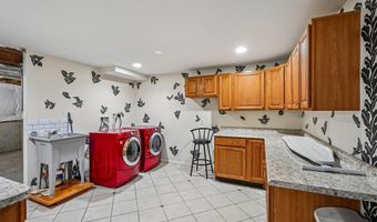10 STEFFIE Dr, Bear, DE 19701