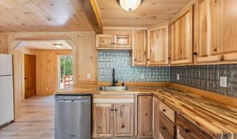 51 Sanford Rd, Alfred, ME 04002