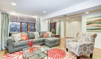 209 WINCHESTER BEACH Dr, Annapolis, MD 21409