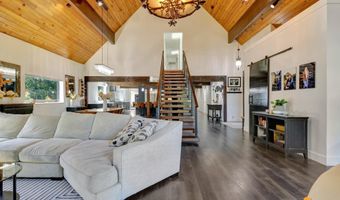2121 Belmont Dr, Anchorage, AK 99517