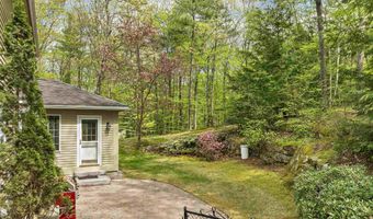 9 Wildwood Rd, Auburn, NH 03032