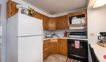 607 Cross Ave S, Amery, WI 54001