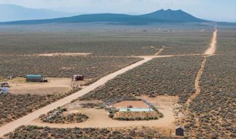 20 First St, Carson, NM 87517
