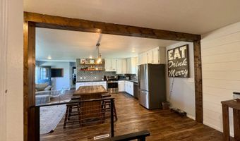 1008 S 10th Ave, Britton, SD 57430