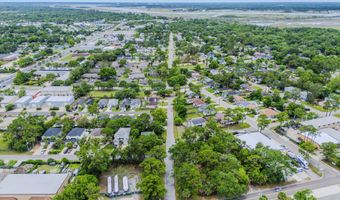 92 W 13TH St, Atlantic Beach, FL 32233