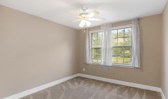814 S ARLINGTON Dr 102, Arlington, VA 22204