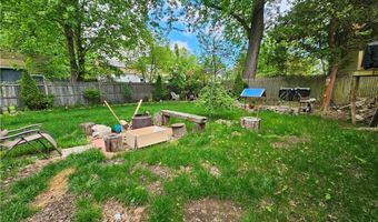 5 Martin St, Coventry, RI 02816