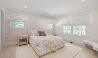 5 Catalpa Pl, Amagansett, NY 11930