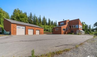 11411 Snowline Dr, Anchorage, AK 99507