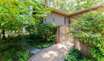 4221 ELIZABETH Ln, Annandale, VA 22003