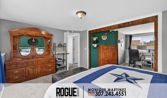 1960 Prairie Ln, Bar Nunn, WY 82601